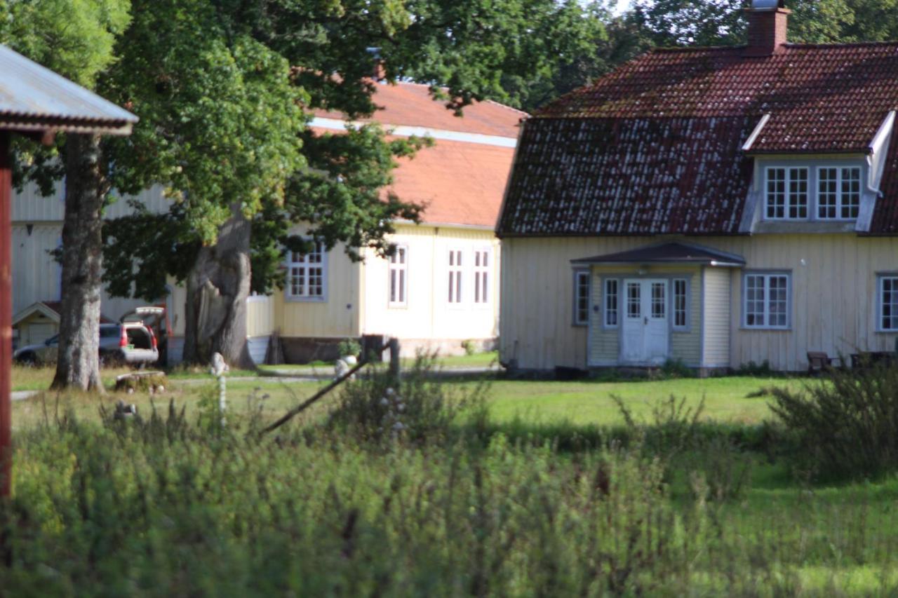 Yxkullsund Säteri B&B - Manorhouse since 1662 Lagan Exterior foto