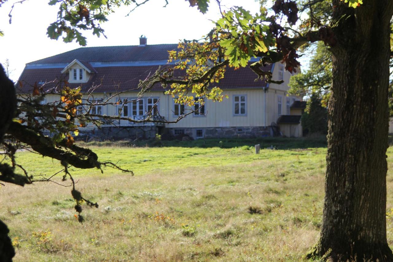 Yxkullsund Säteri B&B - Manorhouse since 1662 Lagan Exterior foto